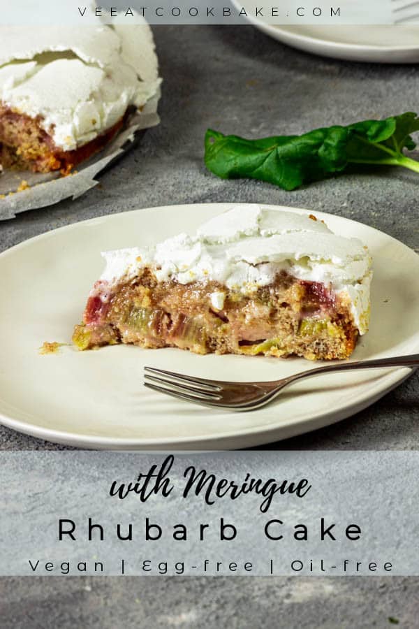 vegan-rhubarb-cake-with-meringue