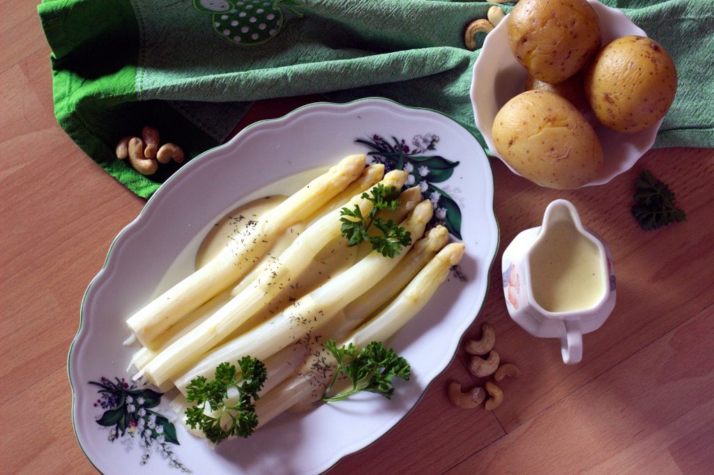 Vegane Hollandaise Sosse Mit Spargel Ve Eat Cook Bake