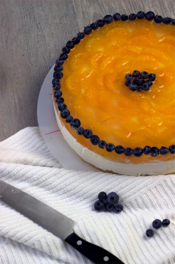 Vegan unbaked cheesecake with mandarin oranges