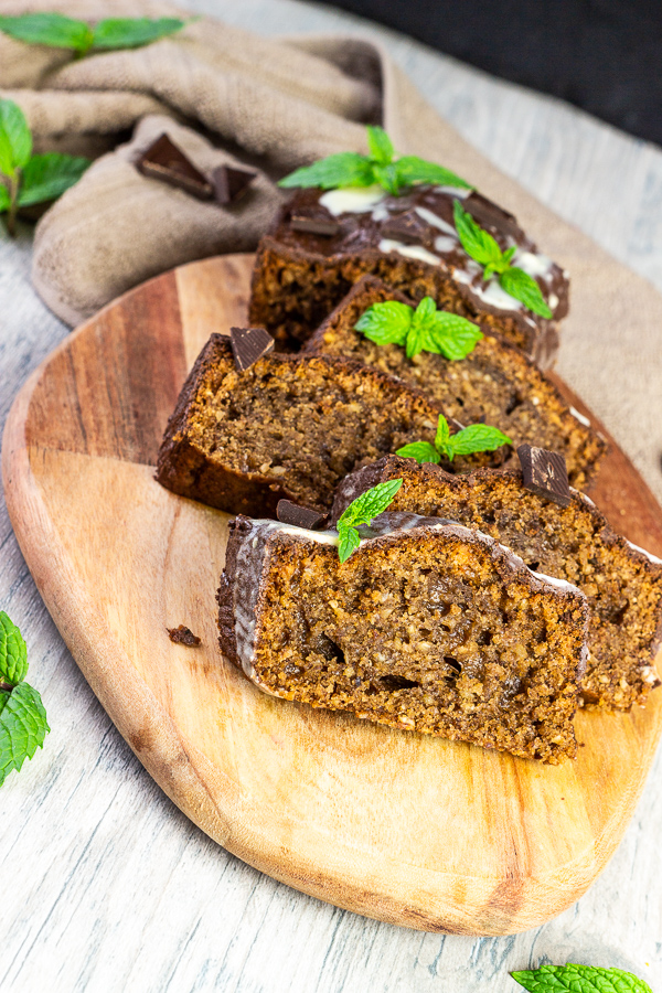 vegan mint chocolate cake