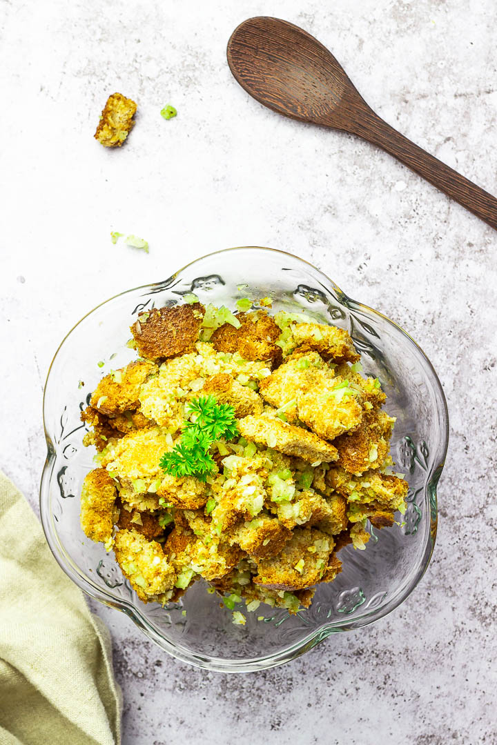 Easy Classic Stuffing made in vegan. With celery, onions, whole grain bread and veggie broth