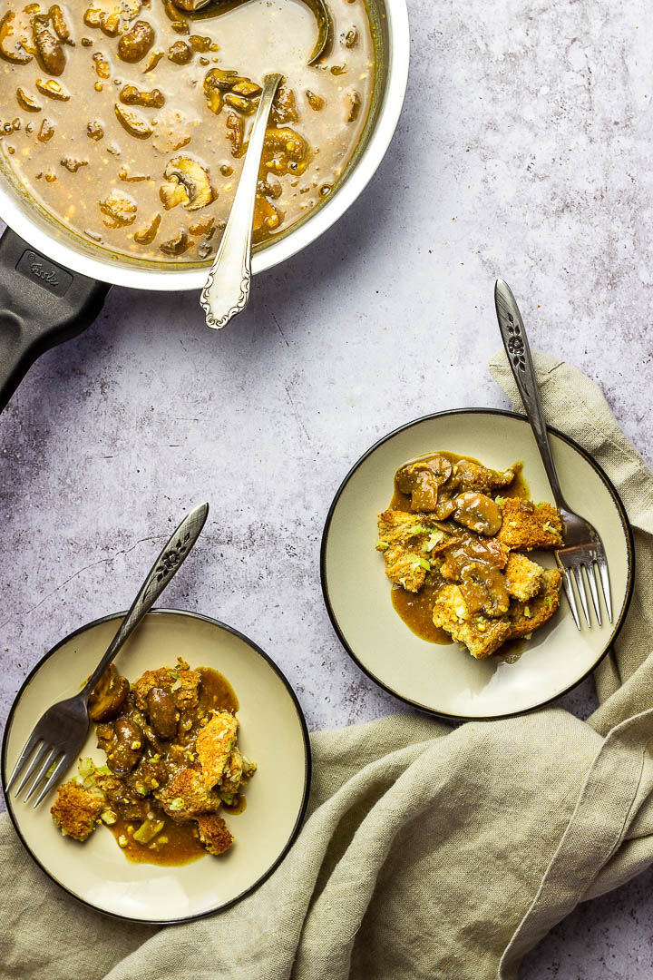 Quick and Fast Mushroom Gravy, with the authentic umami flavor like the traditional gravy