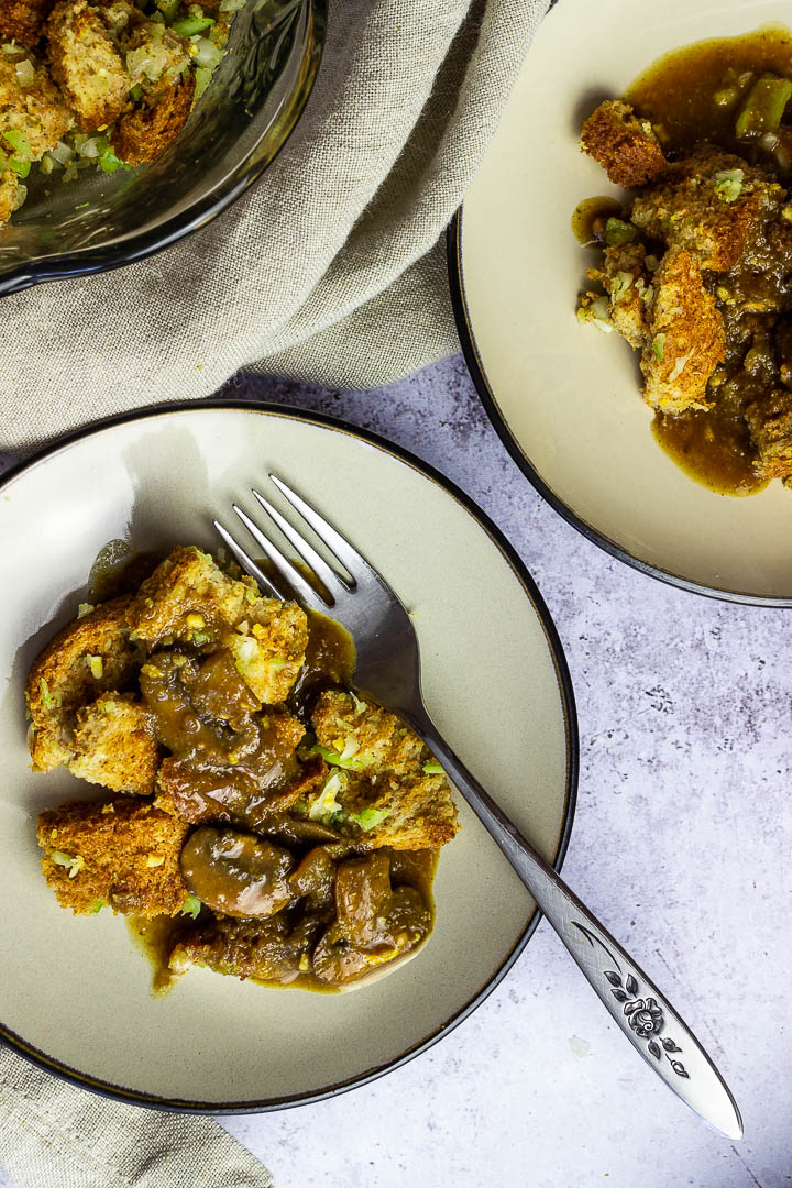 Quick and Fast Mushroom Gravy, with the authentic umami flavor like the traditional gravy