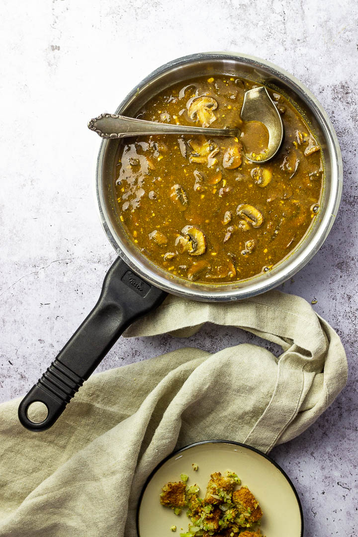 Quick and Fast Mushroom Gravy, with the authentic umami flavor like the traditional gravy