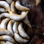 Vegan Vaille Kipferl Cookies (Vanilla Crescent)