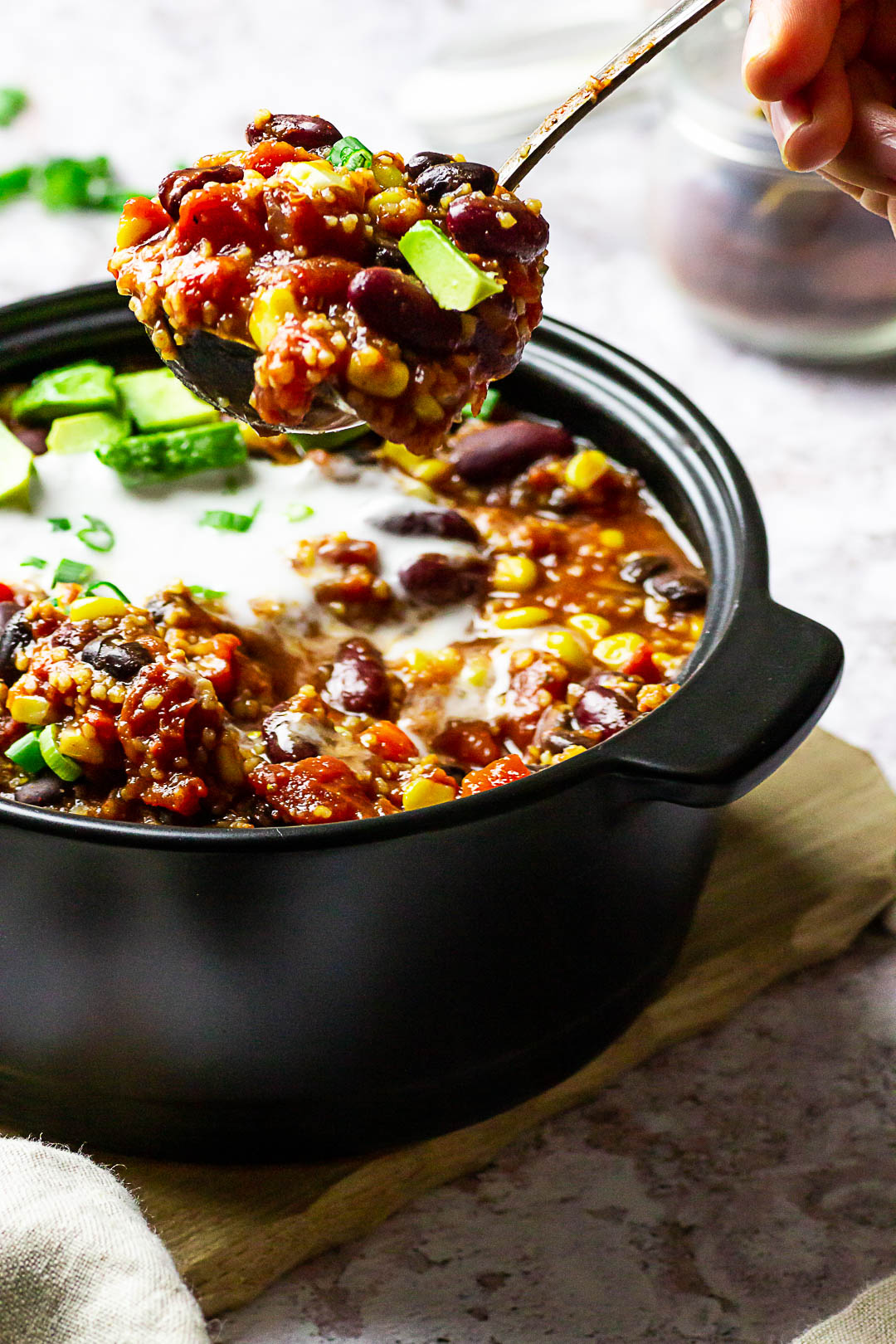 Homemade vegan Chili made quick with kidney beans, black beans, corn. Meatless Chili made with Bulgur or Quinoa. (wfpb)