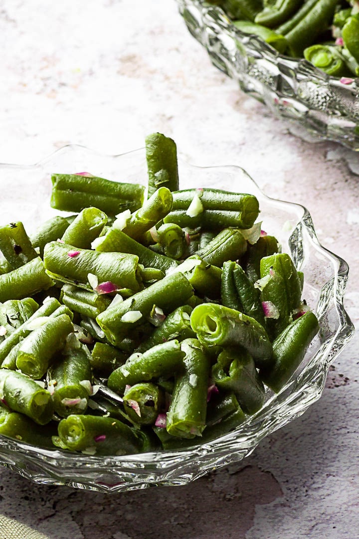 Vegan and Oil-free Green Bean Side Dish made with Onions, Herbs and Green Beans