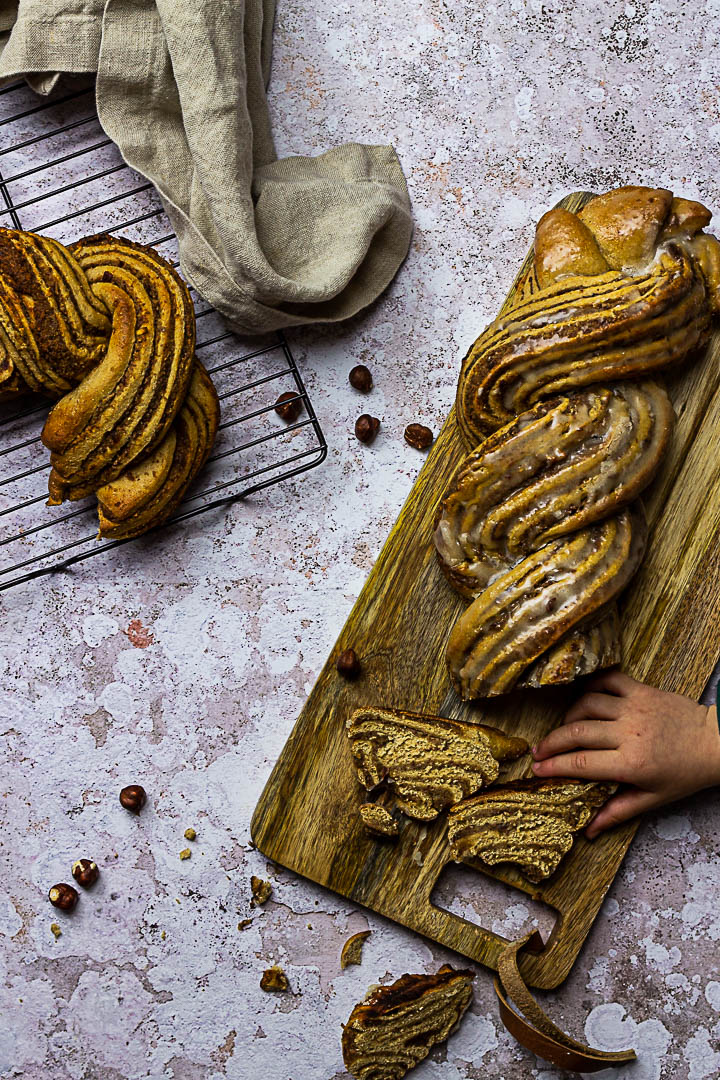 Vegan Babka With Hazelnut Filling Oil Free Wfpb Ve Eat Cook Bake