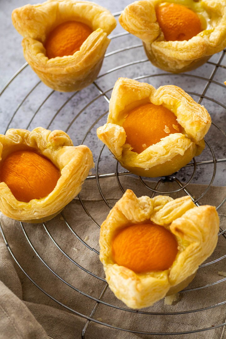 Vegan Custard Apricot Cups on a wire rack.