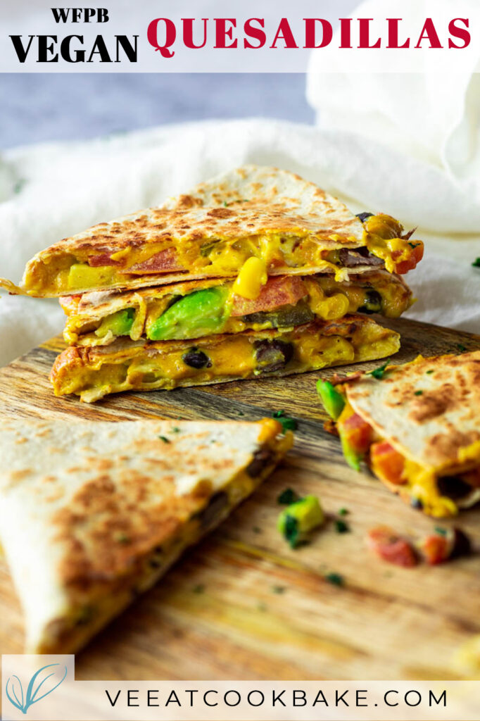 Pflanzliche Quesadillas mit Textlayover