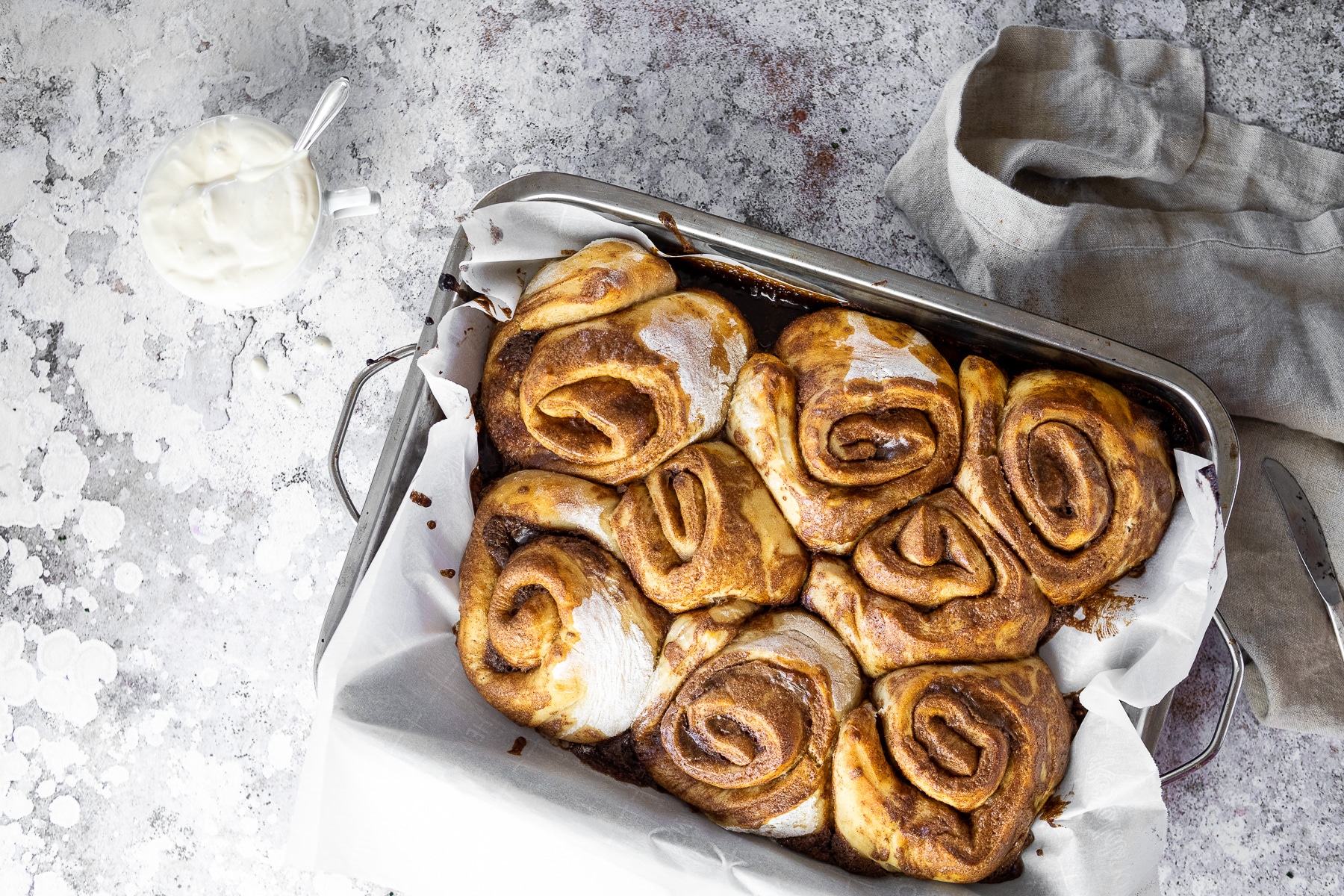 Bird view of vegan cinnamon buns without icing