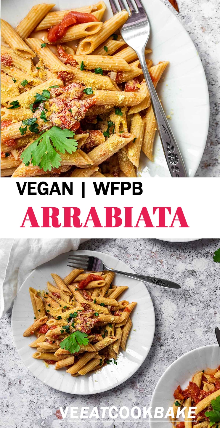 Zwei Fotos von Pasta arrabiata mit Text.