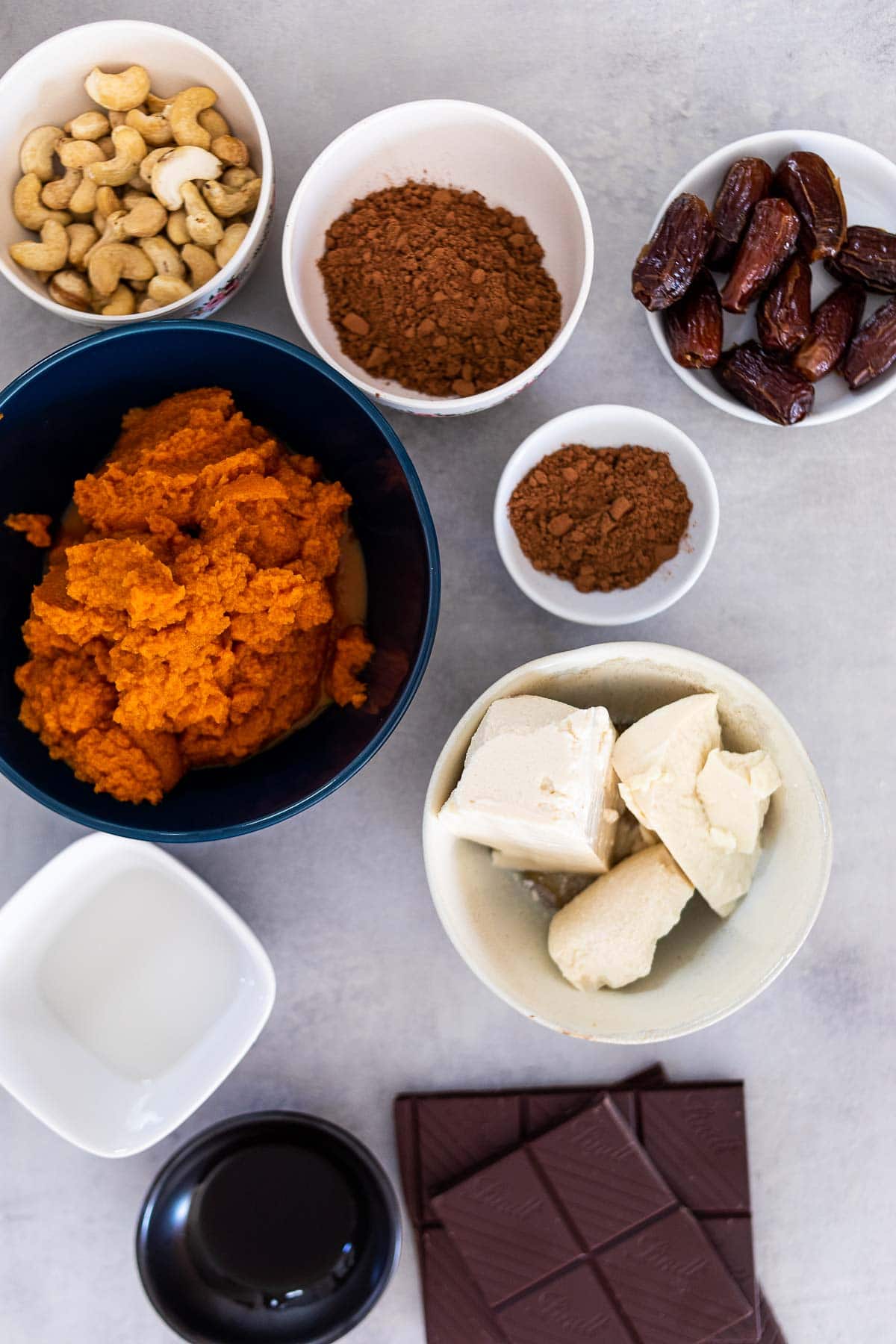 Ingredients for the vegan chocolate pie